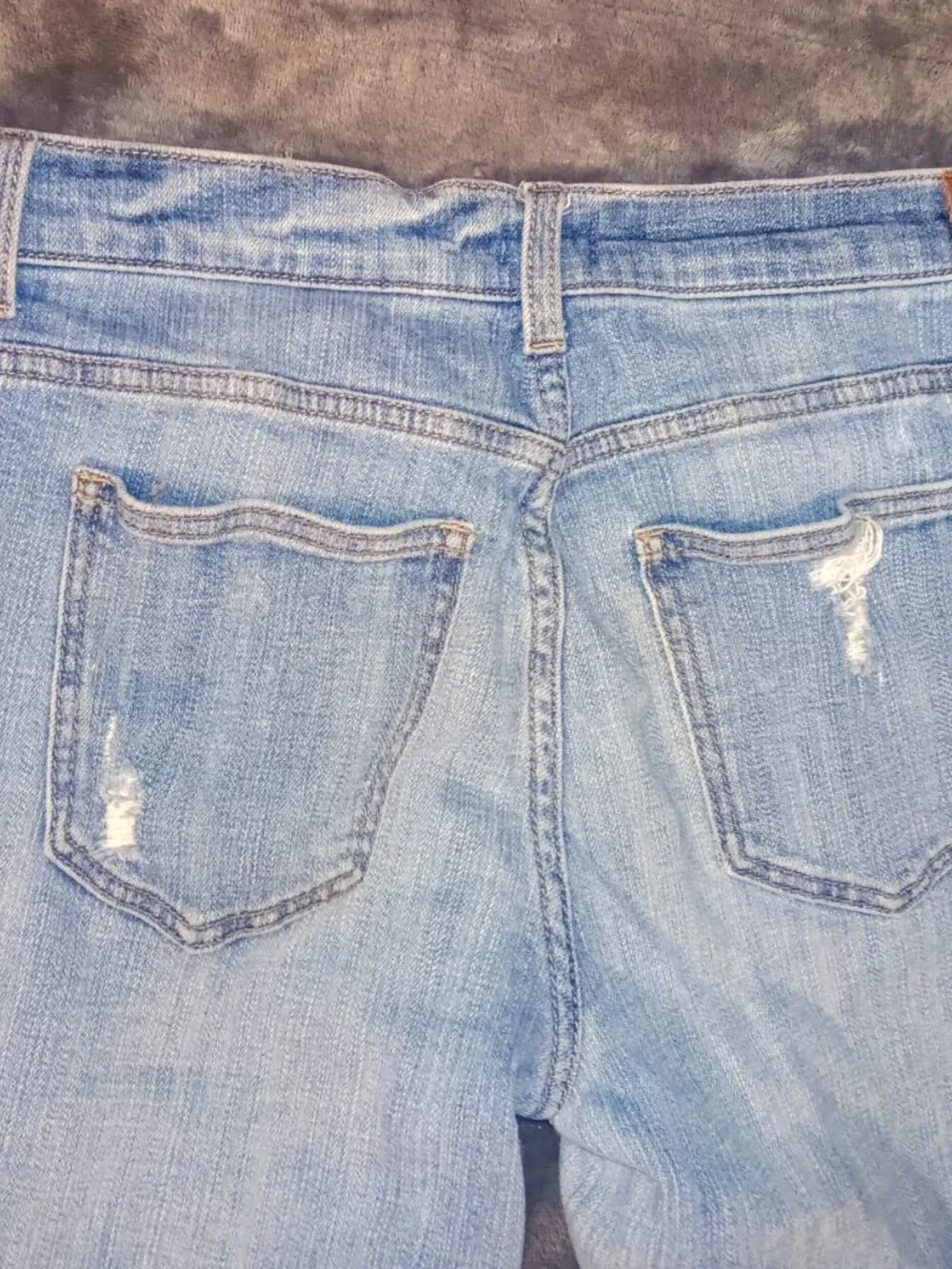 Size 5 Distressed Boyfriend Skinny Jeans By Sneakpeek